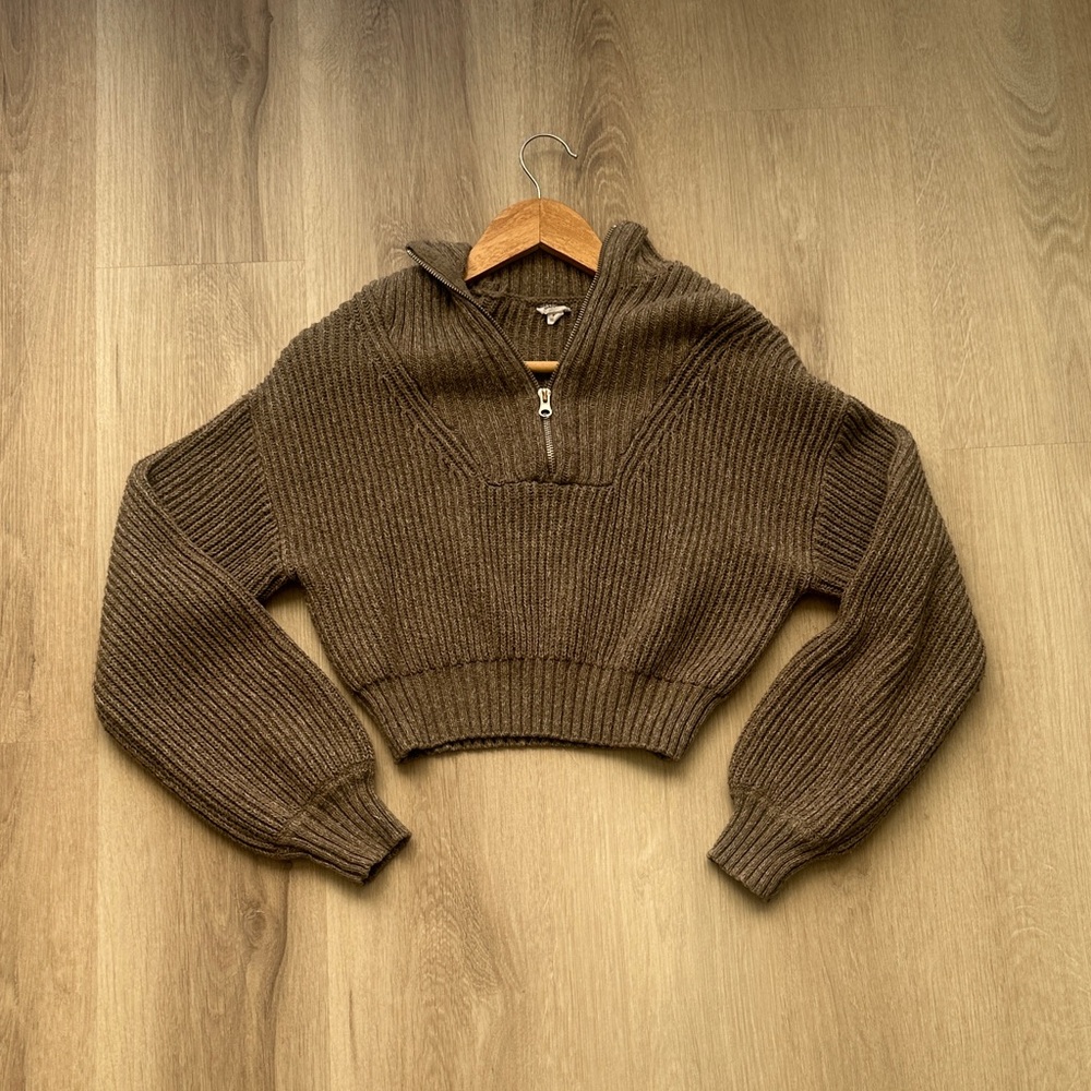 Garage Cropped Brown Ribbed Women's Sweater